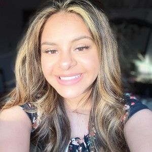 Meet your Posher, Adalee